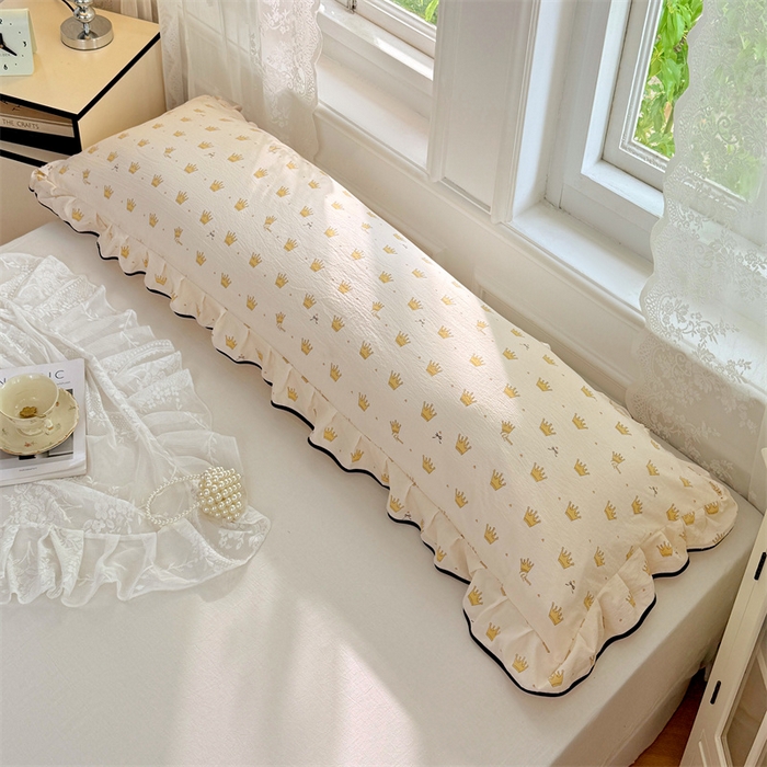 91家纺网 家纺一手货源 找家纺 梦舒羽 2025新款云感双层纱双人花边枕套情侣双人1.5m枕芯套1.8床枕头套 小皇冠