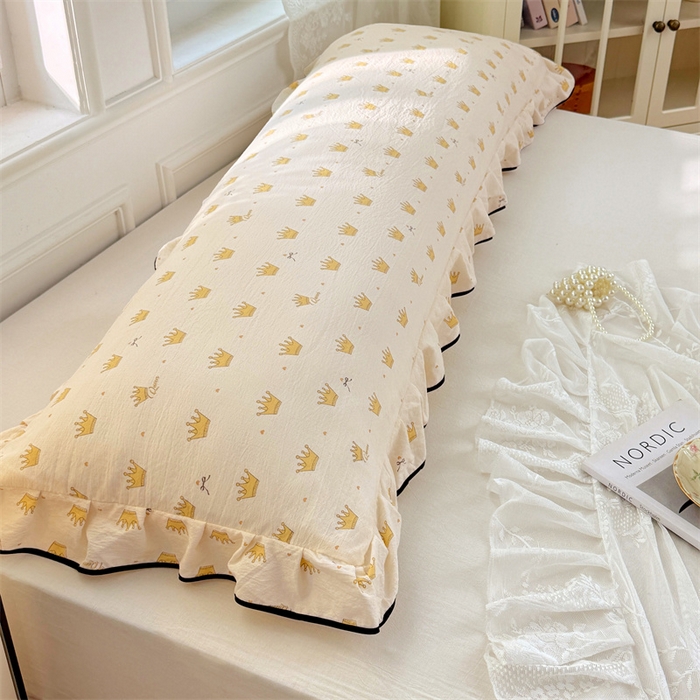 91家纺网 家纺一手货源 找家纺 梦舒羽 2025新款云感双层纱双人花边枕套情侣双人1.5m枕芯套1.8床枕头套 小皇冠