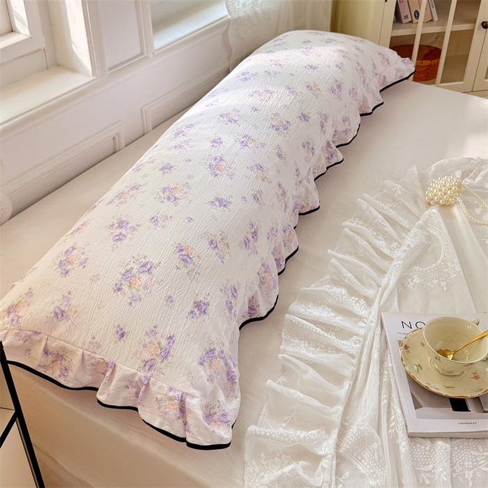 91家纺网 家纺一手货源 找家纺 梦舒羽 2025新款云感双层纱双人花边枕套情侣双人1.5m枕芯套1.8床枕头套 紫薇花园