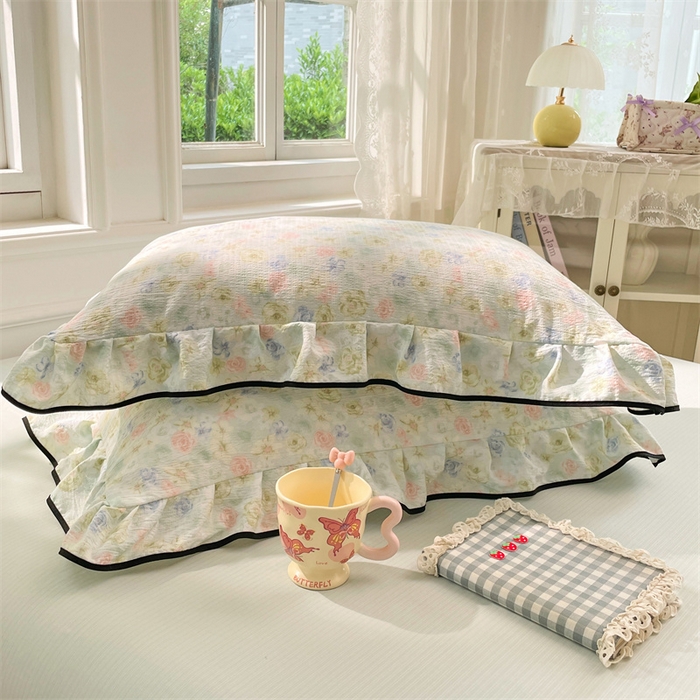 91家纺网 家纺一手货源 找家纺 梦舒羽 2025新款云感双层纱花边枕套宿舍学生48x74一对枕芯内胆套 春日初见