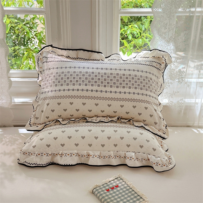 91家纺网 家纺一手货源 找家纺 梦舒羽 2025新款云感双层纱花边枕套宿舍学生48x74一对枕芯内胆套 遇见浪漫