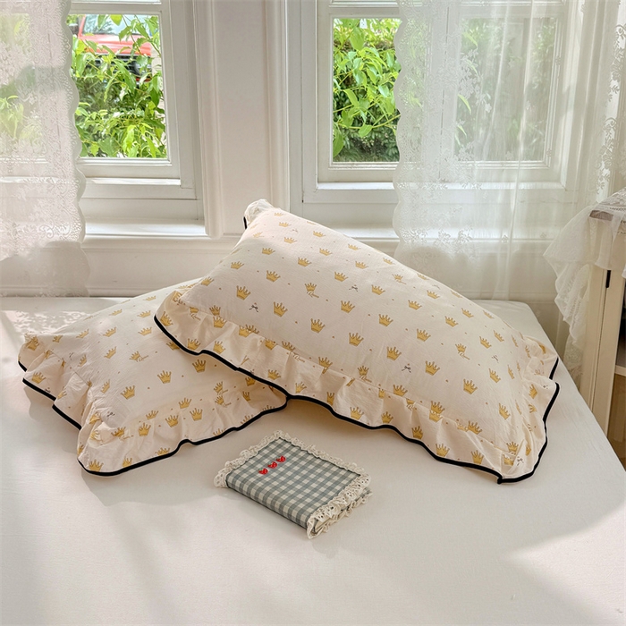 91家纺网 家纺一手货源 找家纺 梦舒羽 2025新款云感双层纱花边枕套宿舍学生48x74一对枕芯内胆套 小皇冠