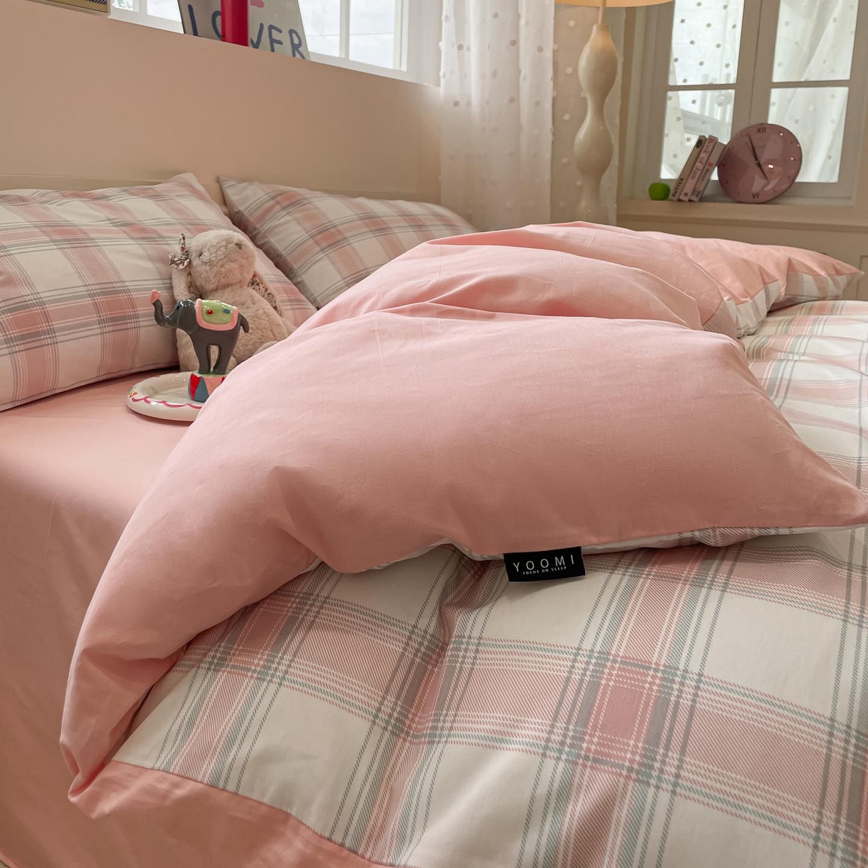 91家纺网 家纺一手货源 找家纺 涵宸家纺 2025新款全棉简约款四件套 莫妮粉