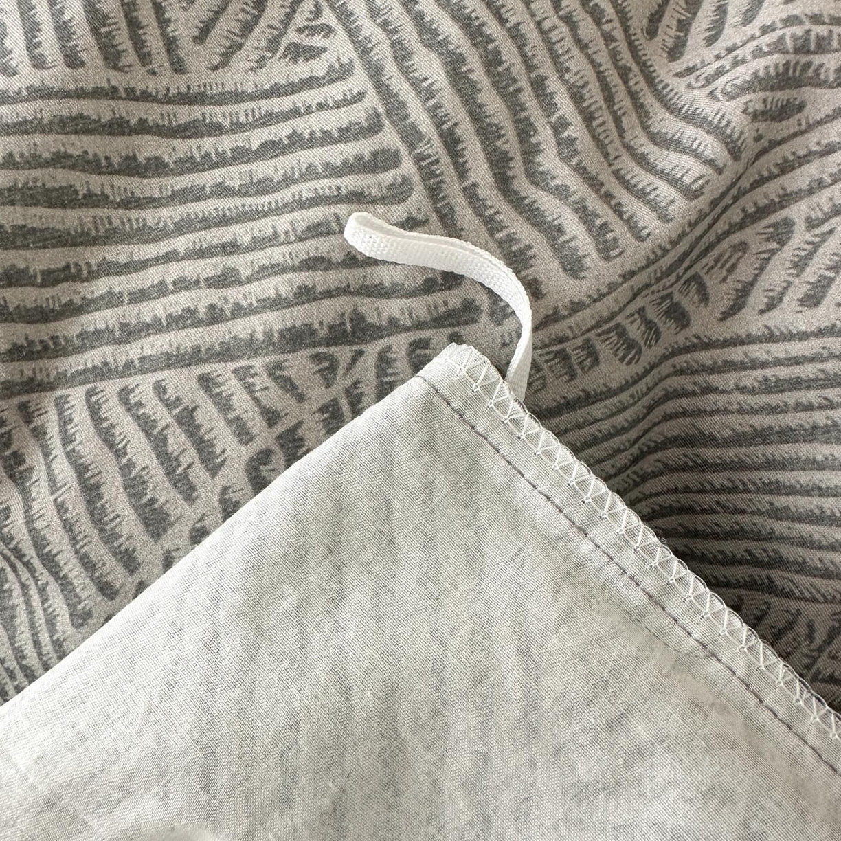 91家纺网 家纺一手货源 找家纺 涵宸家纺 2025新款全棉简约款四件套 山林