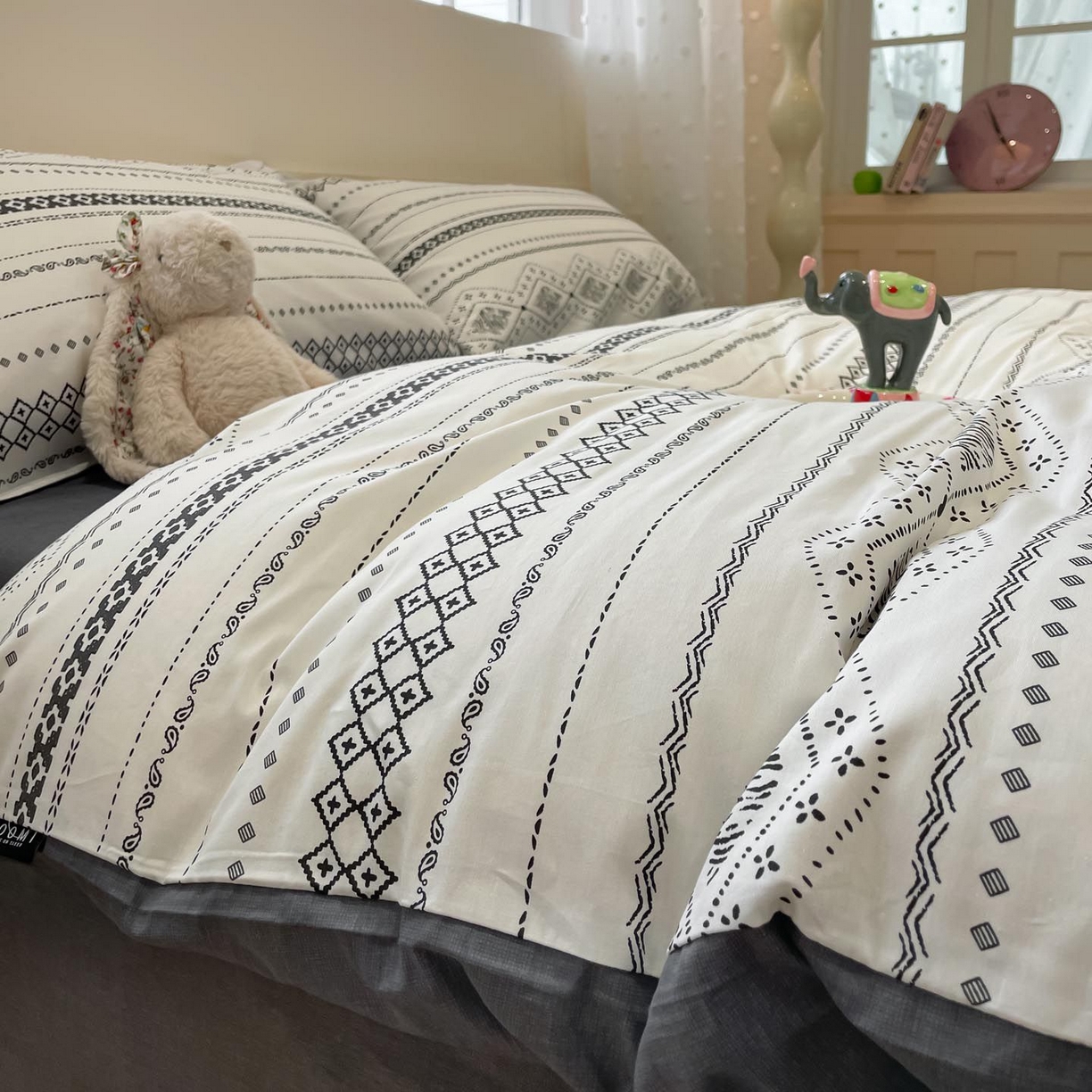 91家纺网 家纺一手货源 找家纺 涵宸家纺 2025新款全棉简约款四件套 维诺-白