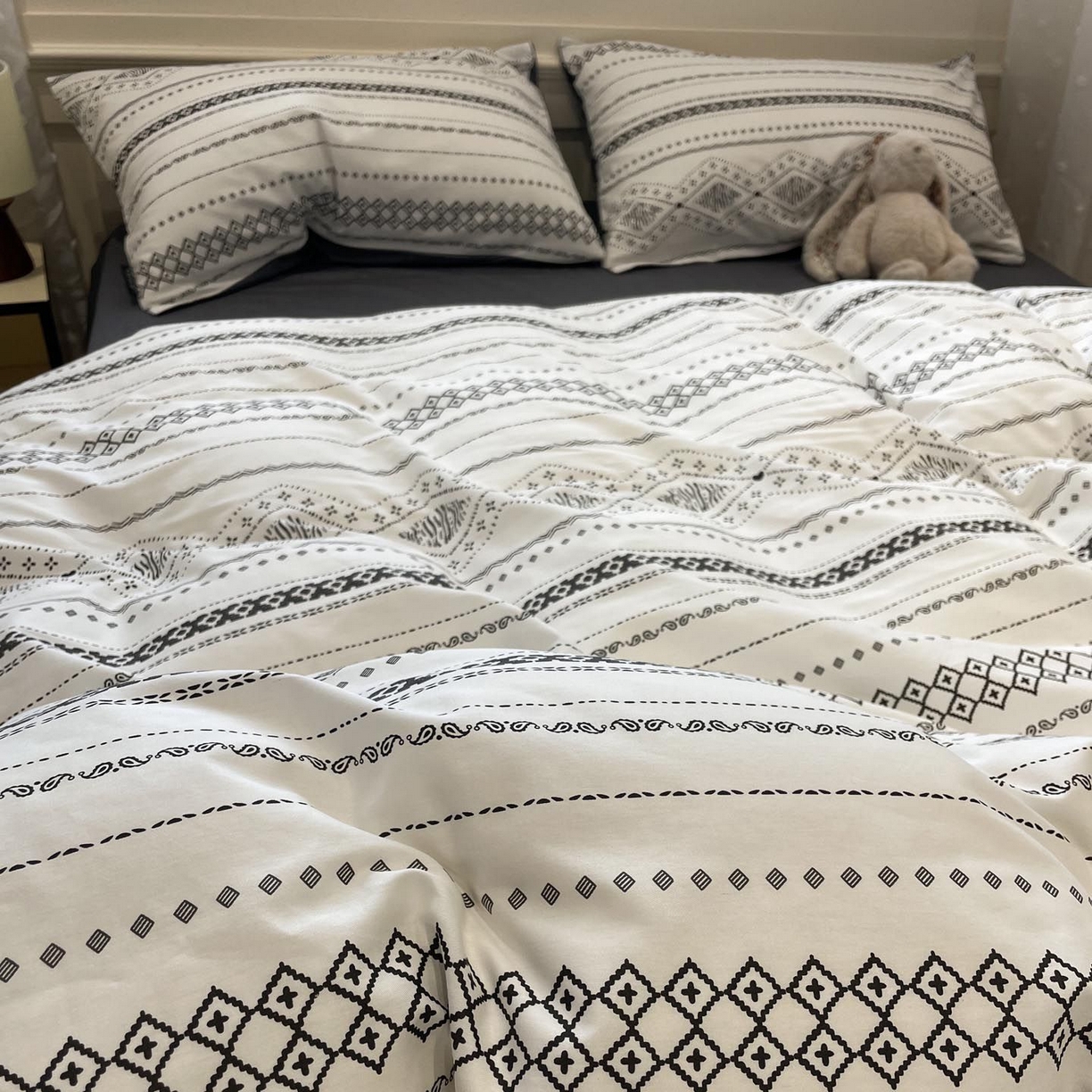 91家纺网 家纺一手货源 找家纺 涵宸家纺 2025新款全棉简约款四件套 维诺-白