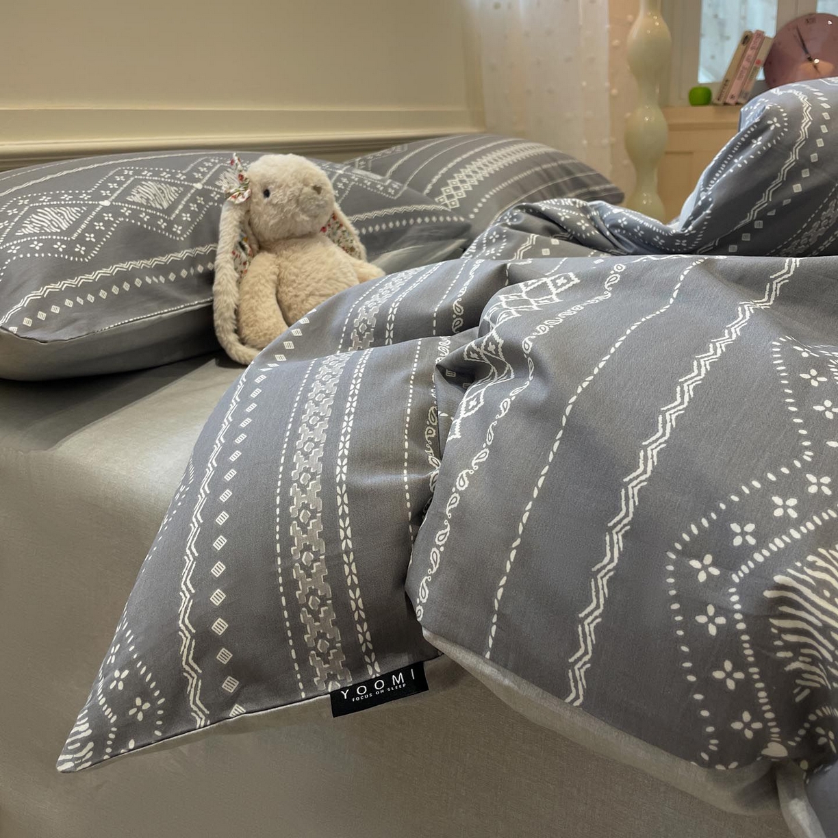 91家纺网 家纺一手货源 找家纺 涵宸家纺 2025新款全棉简约款四件套 维诺-灰