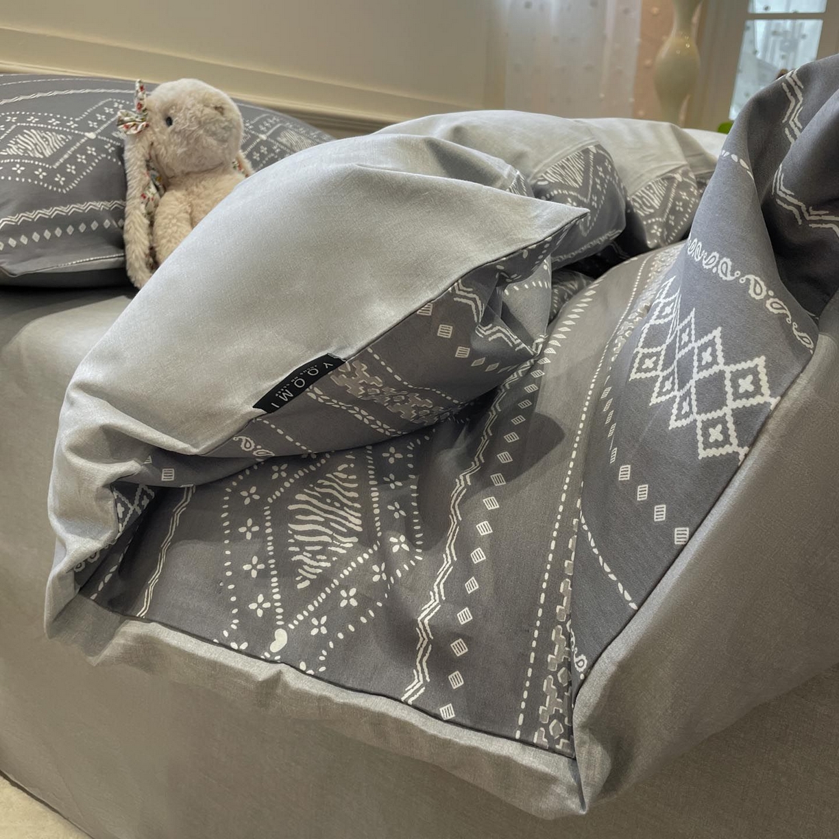 91家纺网 家纺一手货源 找家纺 涵宸家纺 2025新款全棉简约款四件套 维诺-灰