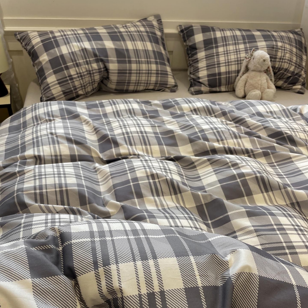 91家纺网 家纺一手货源 找家纺 涵宸家纺 2025新款全棉简约款四件套 未知维度