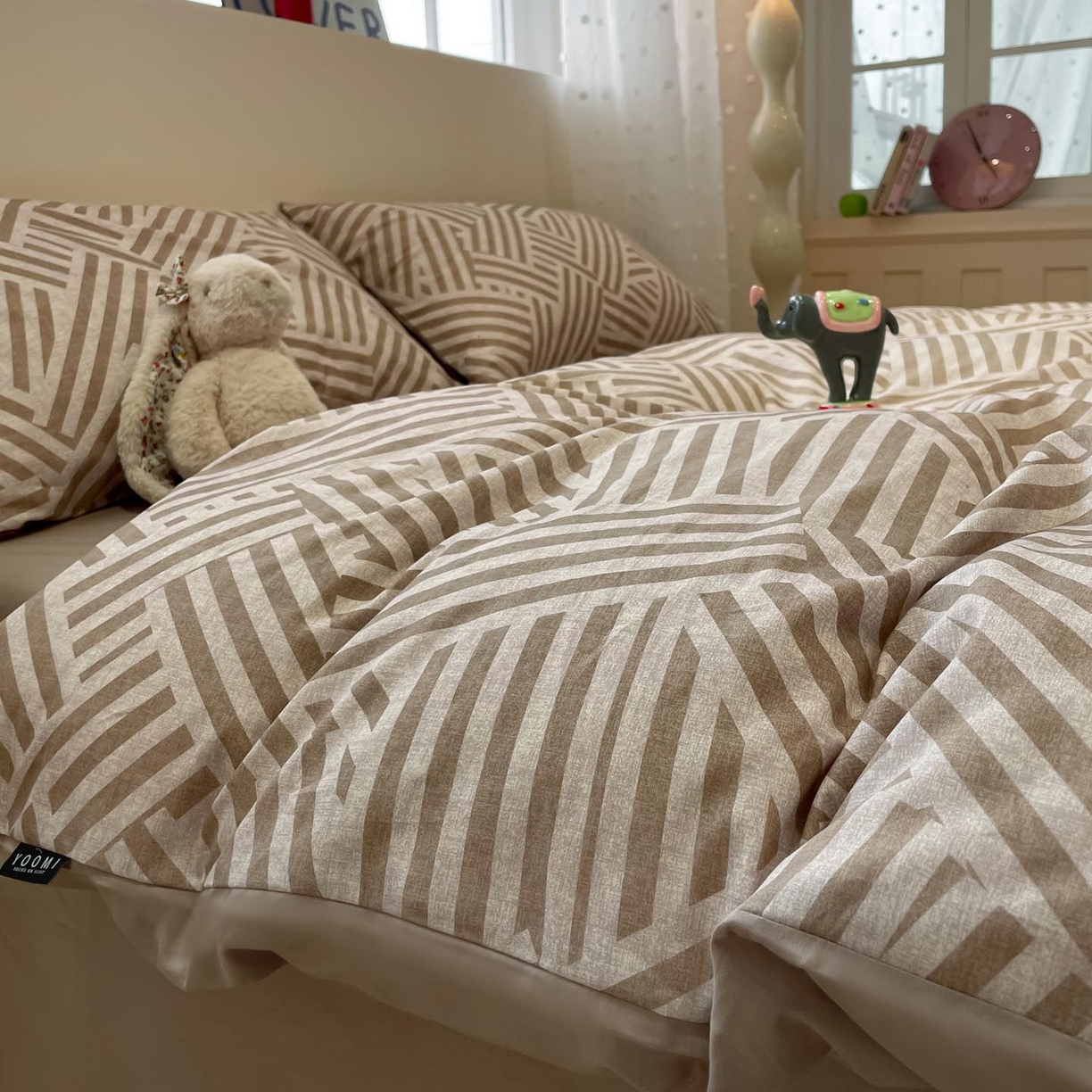 91家纺网 家纺一手货源 找家纺 涵宸家纺 2025新款全棉简约款四件套 艺术图