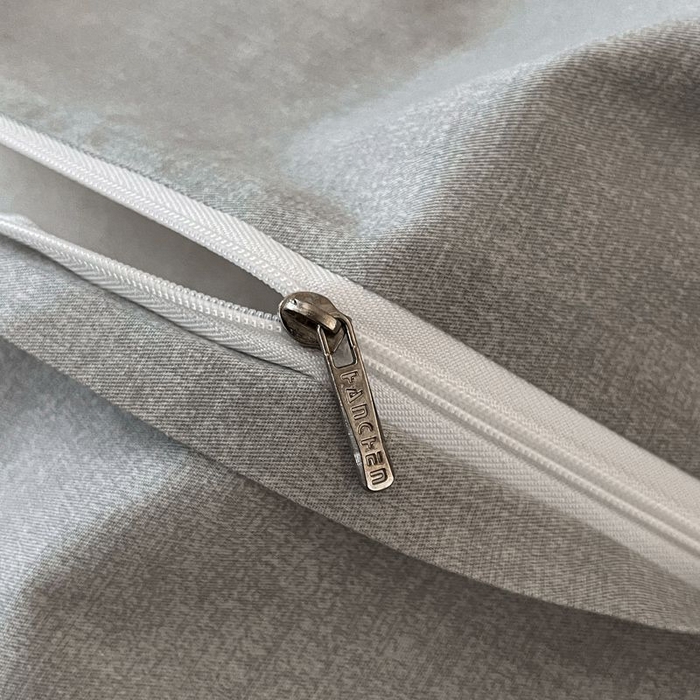 91家纺网 家纺一手货源 找家纺 涵宸家纺 2025新款全棉简约款四件套 云纹-深浅灰