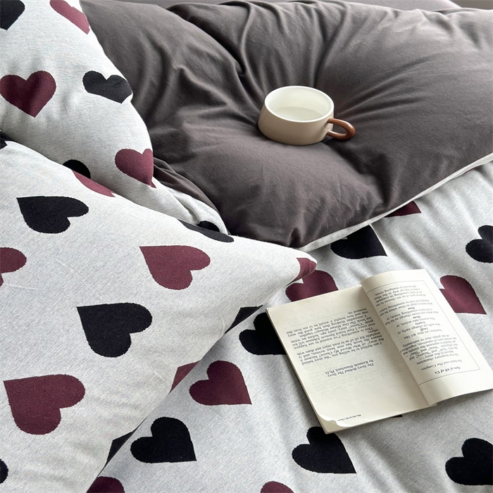 91家纺网 家纺一手货源 找家纺 梦可莱家居 2025秋冬新品全棉针织加厚提花四件套 简心