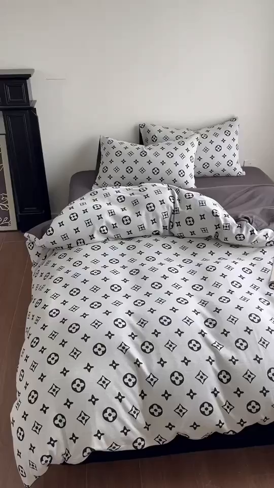 91家纺网 家纺一手货源 找家纺 梦可莱家居 2025秋冬新品全棉针织加厚提花四件套 路易