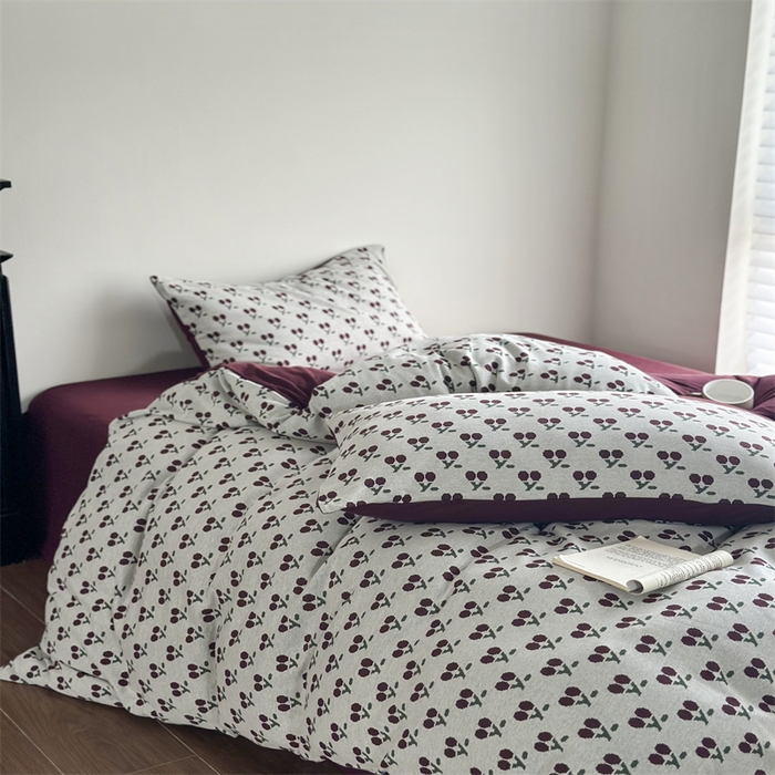 91家纺网 家纺一手货源 找家纺 梦可莱家居 2025秋冬新品全棉针织加厚提花四件套 樱桃