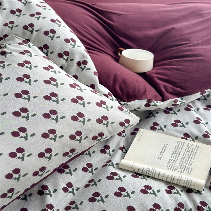 91家纺网 家纺一手货源 找家纺 梦可莱家居 2025秋冬新品全棉针织加厚提花四件套 樱桃