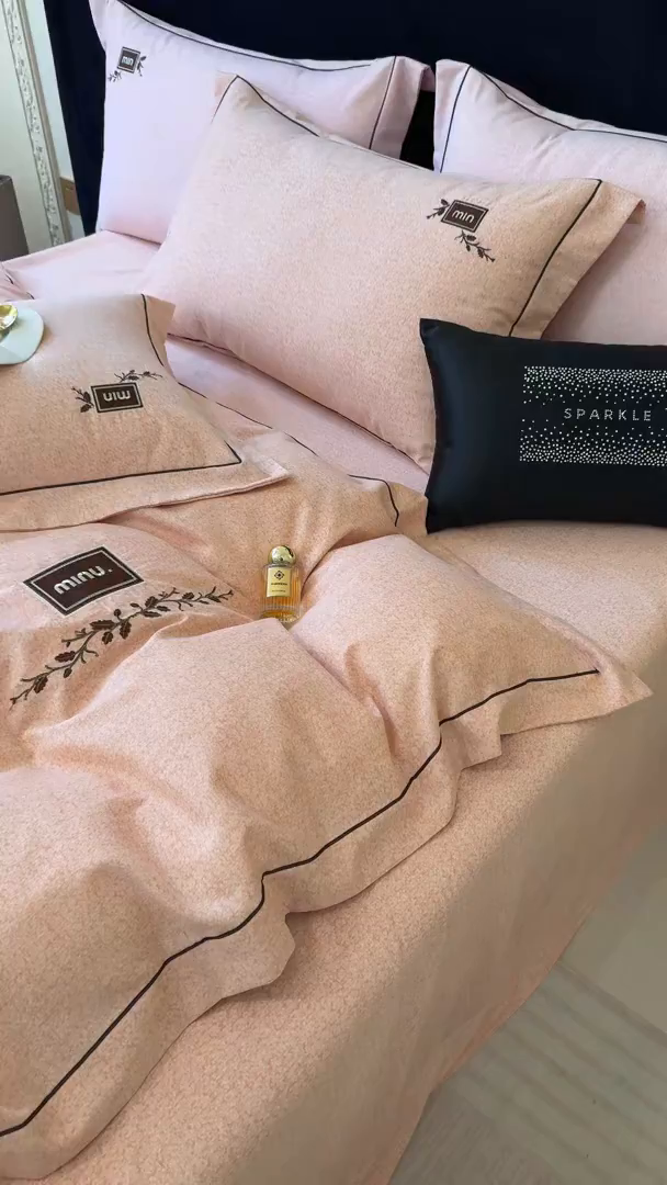 91家纺网 家纺一手货源 找家纺 孑寐家纺 2025新款全棉磨毛刺绣绣花四件套-简爱 简爱-橘色