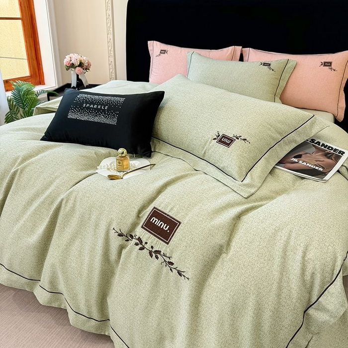 91家纺网 家纺一手货源 找家纺 孑寐家纺 2025新款全棉磨毛刺绣绣花四件套-简爱 简爱-绿色