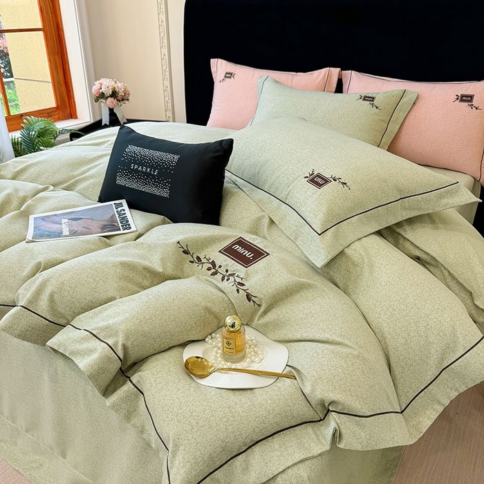 91家纺网 家纺一手货源 找家纺 孑寐家纺 2025新款全棉磨毛刺绣绣花四件套-简爱 简爱-绿色