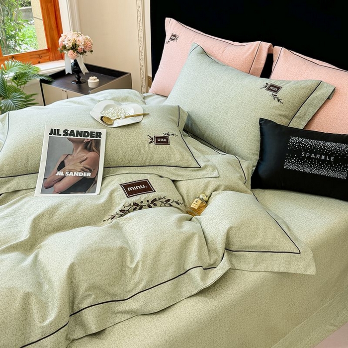 91家纺网 家纺一手货源 找家纺 孑寐家纺 2025新款全棉磨毛刺绣绣花四件套-简爱 简爱-绿色