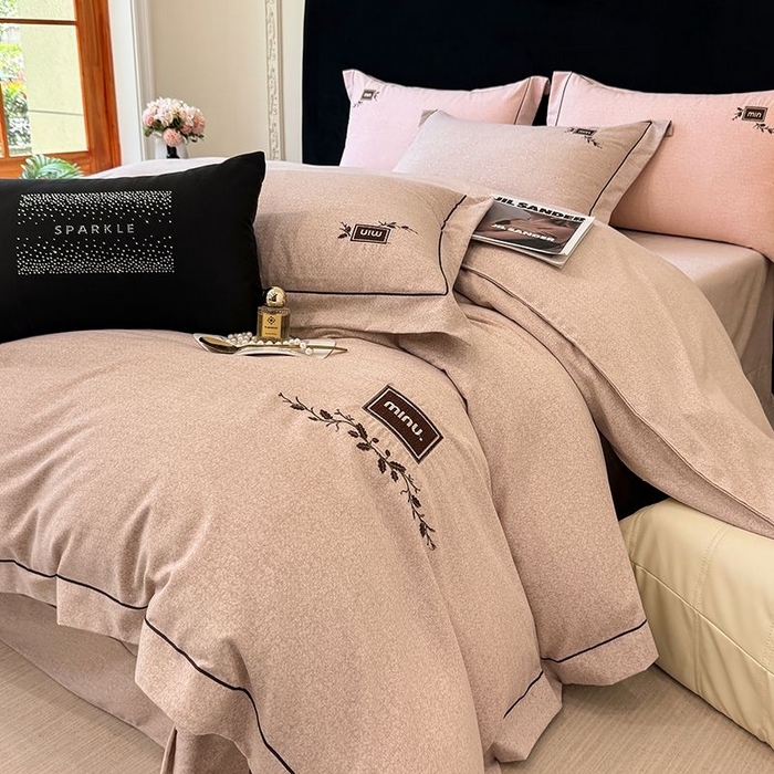 91家纺网 家纺一手货源 找家纺 孑寐家纺 2025新款全棉磨毛刺绣绣花四件套-简爱 简爱-浅咖