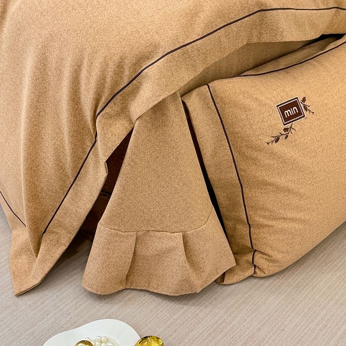 91家纺网 家纺一手货源 找家纺 孑寐家纺 2025新款全棉磨毛刺绣绣花四件套-简爱 简爱-棕色