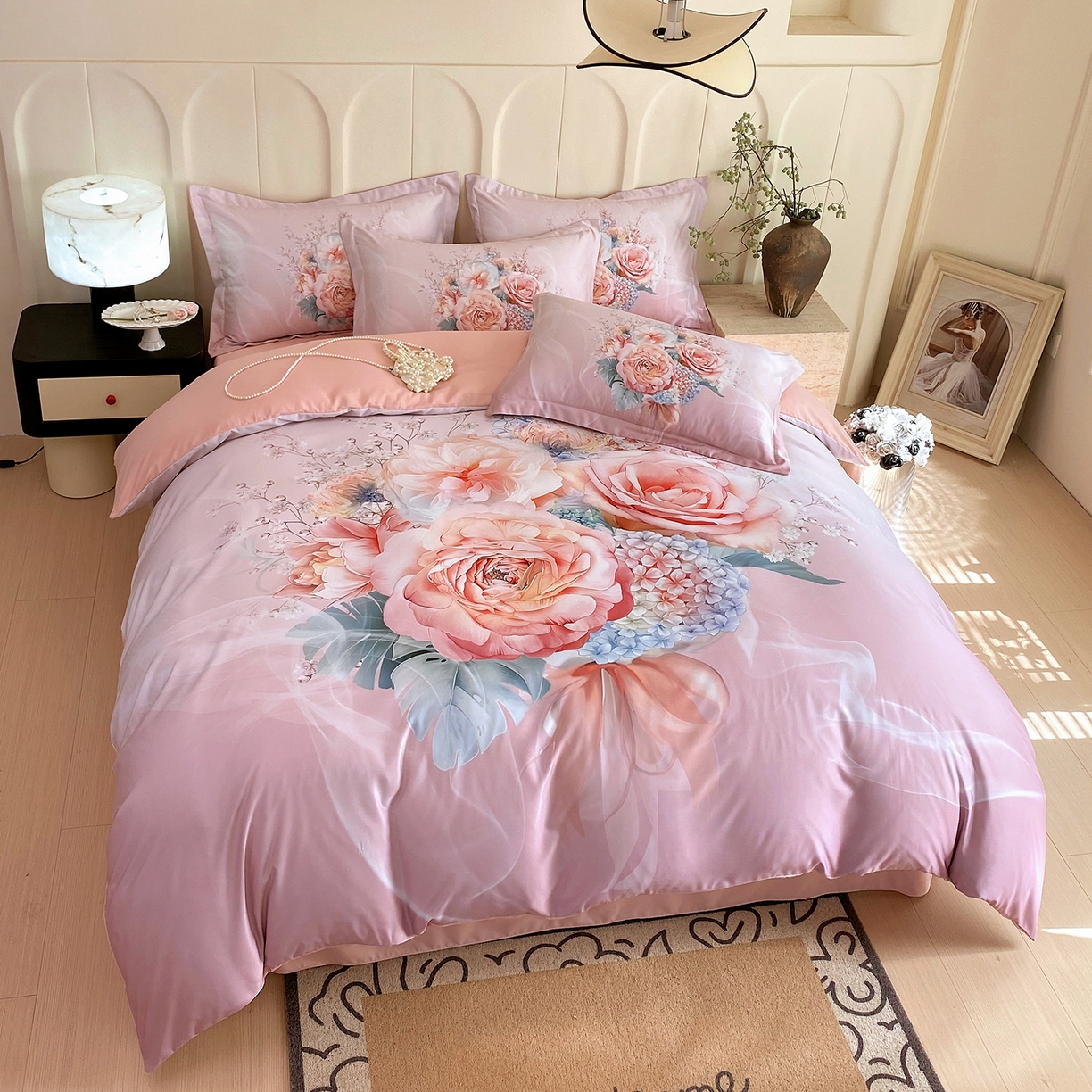 91家纺网 家纺一手货源 找家纺 大麦乐田 2025新款 直播爆款细斜纹磨毛数码印花四件套 月光之梦 粉