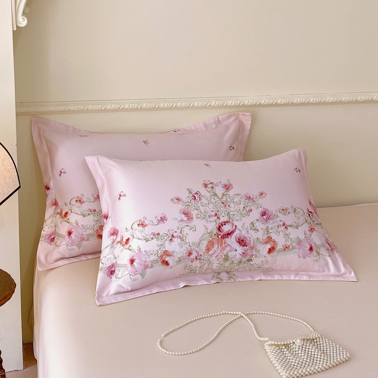 91家纺网 家纺一手货源 找家纺 大麦乐田 2025新款 直播爆款细斜纹磨毛数码印花四件套 诺曼庄园 粉