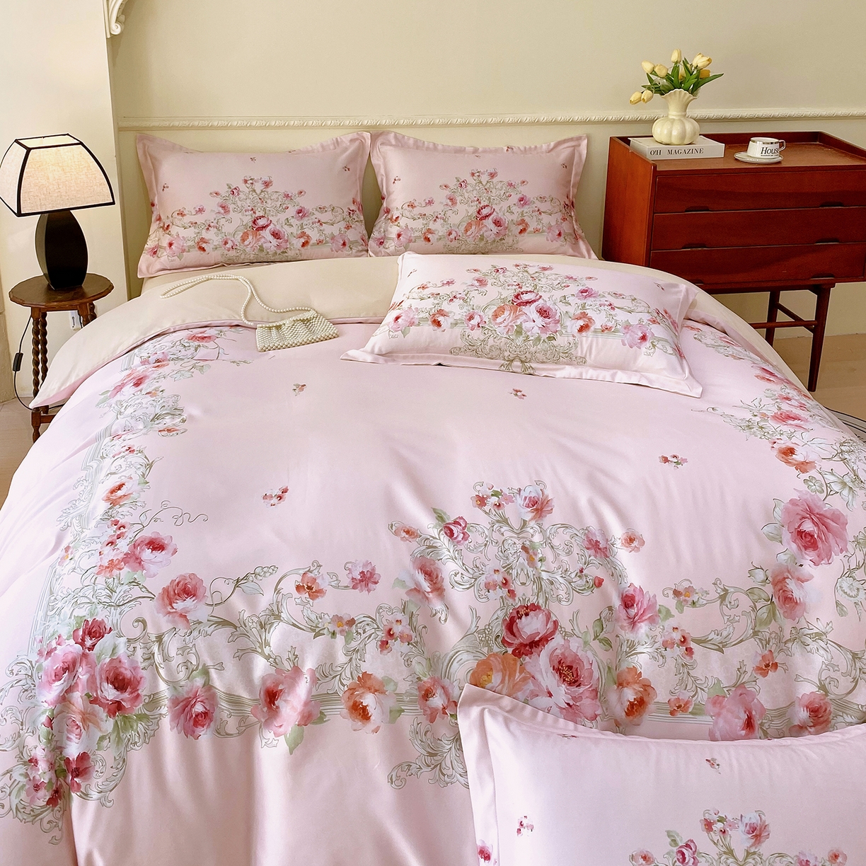 91家纺网 家纺一手货源 找家纺 大麦乐田 2025新款 直播爆款细斜纹磨毛数码印花四件套 诺曼庄园 粉