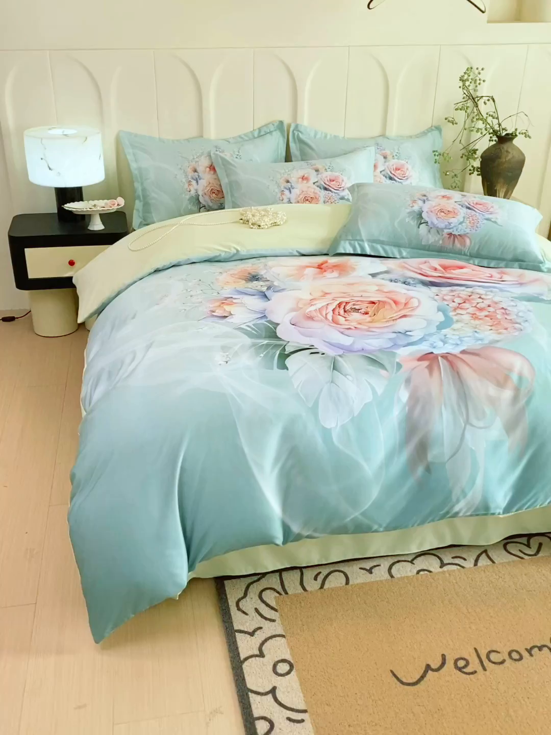 91家纺网 家纺一手货源 找家纺 大麦乐田 2025新款 直播爆款细斜纹磨毛数码印花四件套 月光之梦 兰