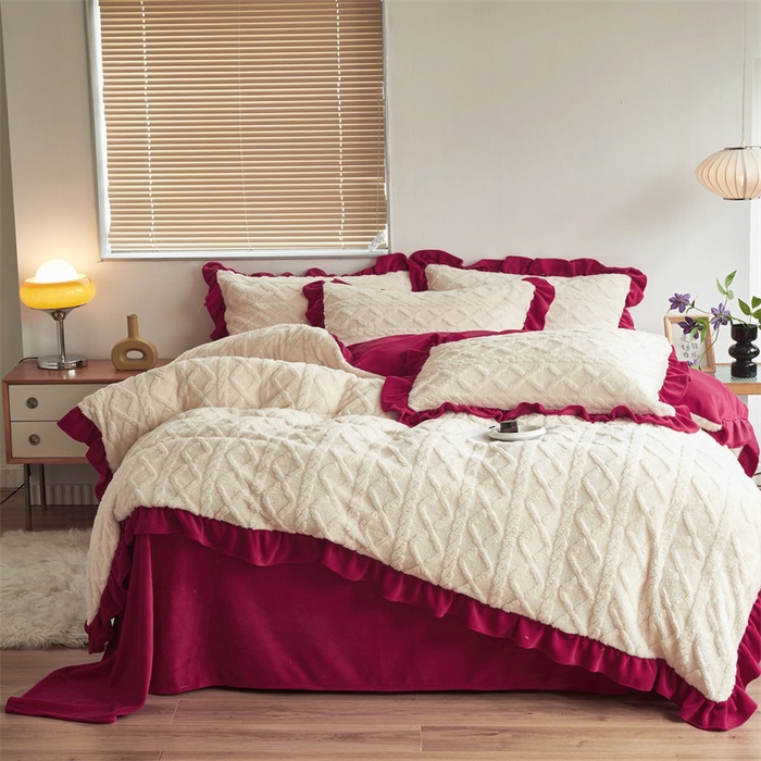 睡美人 2025新款韩版塔芙绒牛奶绒床单床裙床笠款四件套 依情白+酒红色