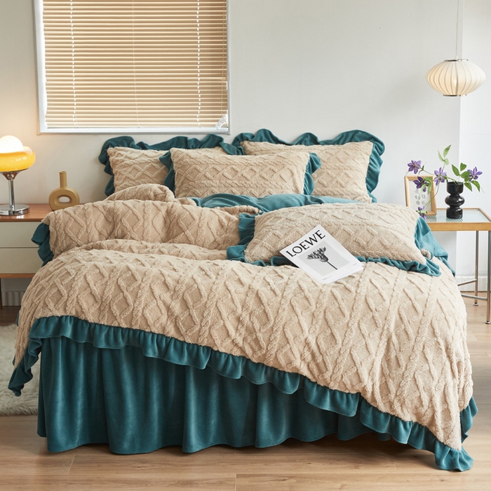 91家纺网 家纺一手货源 找家纺 睡美人 2025新款韩版塔芙绒牛奶绒床单床裙床笠款四件套 依情驼+星空蓝