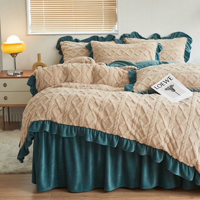 91家纺网 家纺一手货源 找家纺 睡美人 2025新款韩版塔芙绒牛奶绒床单床裙床笠款四件套 依情驼+星空蓝