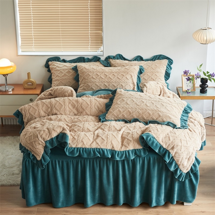 91家纺网 家纺一手货源 找家纺 睡美人 2025新款韩版塔芙绒牛奶绒床单床裙床笠款四件套 依情驼+星空蓝