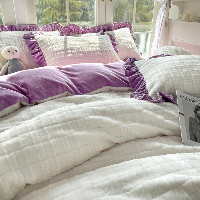 91家纺网 家纺一手货源 找家纺 （总）睡美人 2025新款韩版方块兔绒牛奶绒床裙公主款四件套