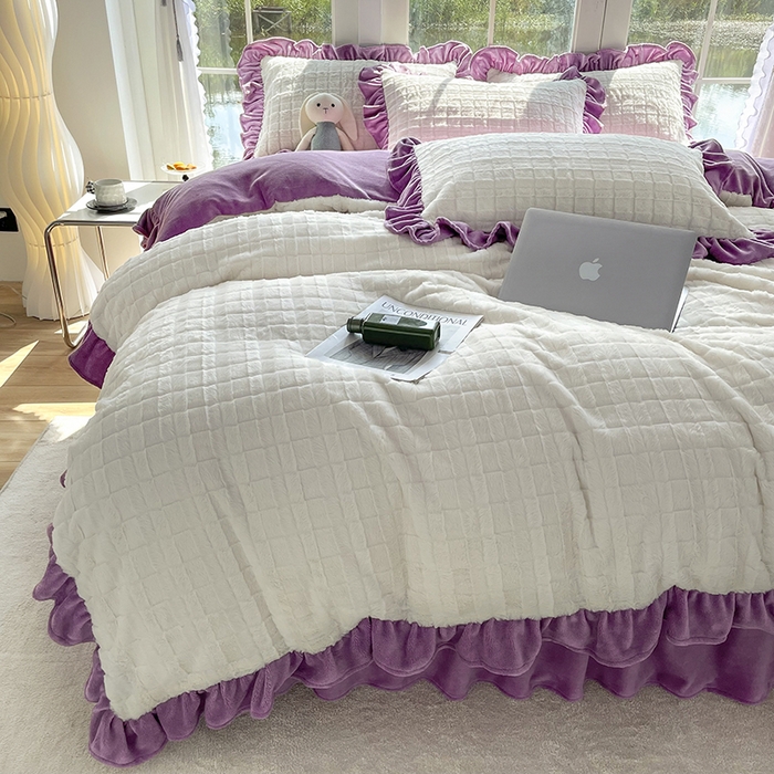 91家纺网 家纺一手货源 找家纺 （总）睡美人 2025新款韩版方块兔绒牛奶绒床裙公主款四件套