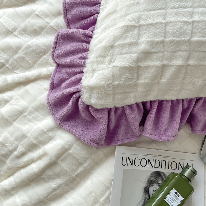 91家纺网 家纺一手货源 找家纺 睡美人 2025新款韩版方块兔绒牛奶绒床裙公主款四件套 方块兔绒-薰衣紫