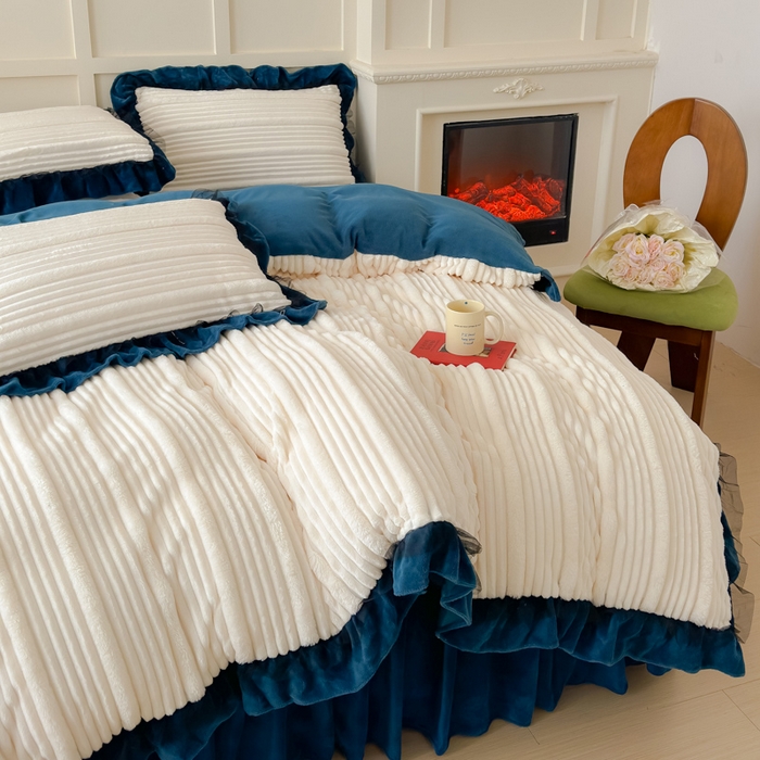 91家纺网 家纺一手货源 找家纺 睡美人 2025新款牛奶绒韩版四件套子母条双边床裙床单款 子母条-孔雀绿