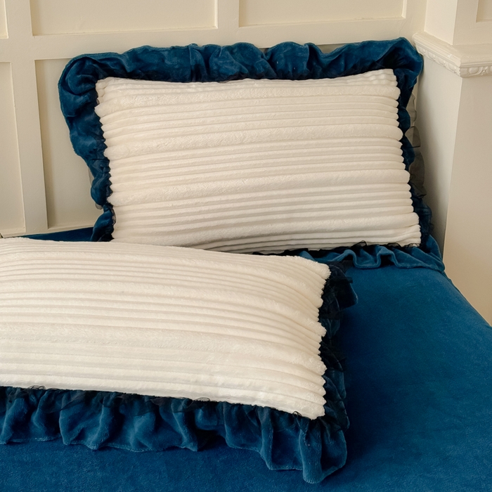 91家纺网 家纺一手货源 找家纺 睡美人 2025新款牛奶绒韩版四件套子母条双边床裙床单款 子母条-孔雀绿