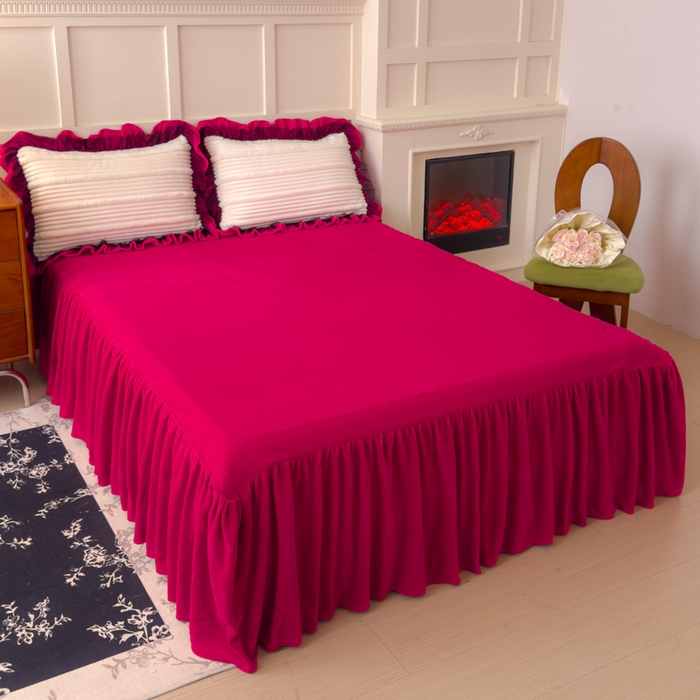 91家纺网 家纺一手货源 找家纺 （总）睡美人 2025新款牛奶绒韩版四件套子母条双边床裙床单款