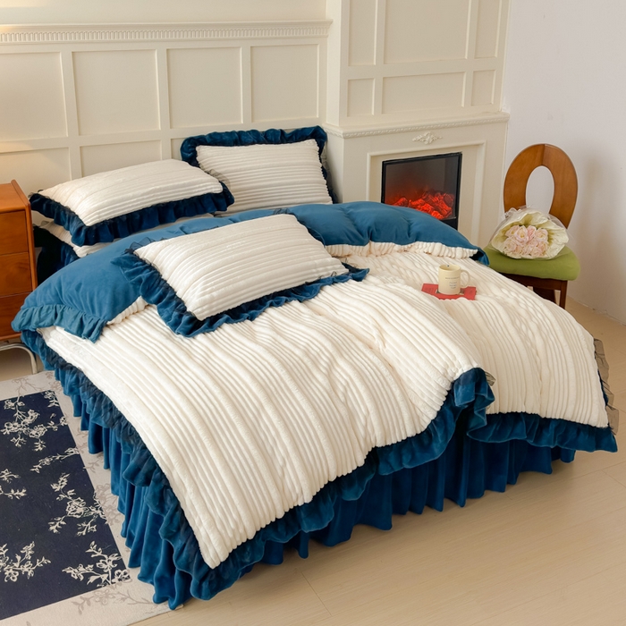 91家纺网 家纺一手货源 找家纺 睡美人 2025新款牛奶绒韩版四件套子母条双边床裙床单款 子母条-孔雀绿