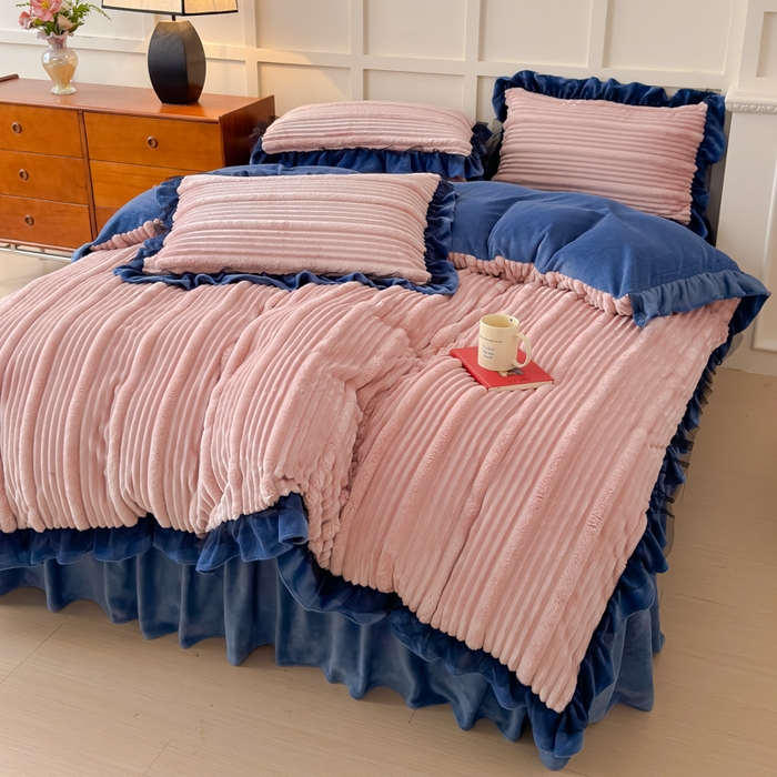 91家纺网 家纺一手货源 找家纺 睡美人 2025新款牛奶绒韩版四件套子母条双边床裙床单款 子母条-罗马灰