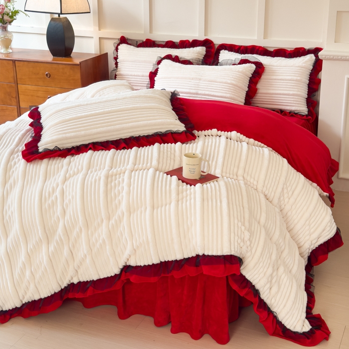 91家纺网 家纺一手货源 找家纺 睡美人 2025新款牛奶绒韩版四件套子母条双边床裙床单款 子母条-中国红