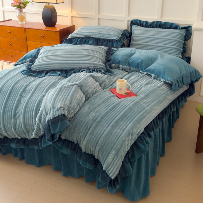 91家纺网 家纺一手货源 找家纺 睡美人 2025新款牛奶绒韩版四件套子母条双边床裙床单款 子母条-星空蓝