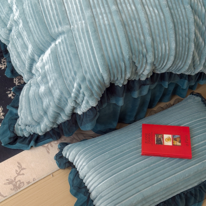 91家纺网 家纺一手货源 找家纺 睡美人 2025新款牛奶绒韩版四件套子母条双边床裙床单款 子母条-星空蓝