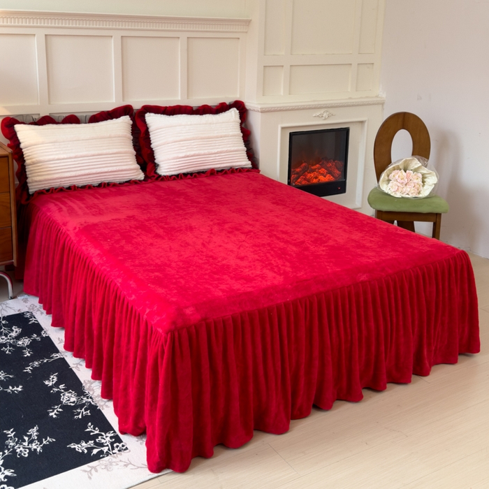 91家纺网 家纺一手货源 找家纺 睡美人 2025新款牛奶绒韩版四件套子母条双边床裙床单款 子母条-中国红