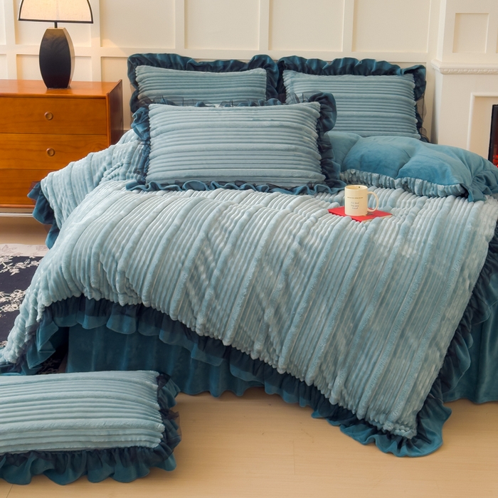 91家纺网 家纺一手货源 找家纺 睡美人 2025新款牛奶绒韩版四件套子母条双边床裙床单款 子母条-星空蓝