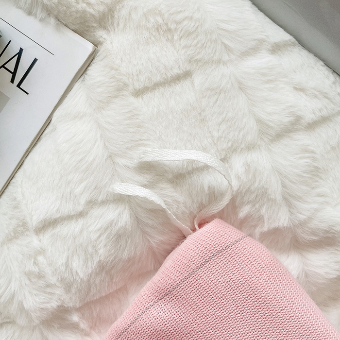 91家纺网 家纺一手货源 找家纺 睡美人 2025新款韩版方块兔绒牛奶绒床裙公主款四件套 方块兔绒-少女粉