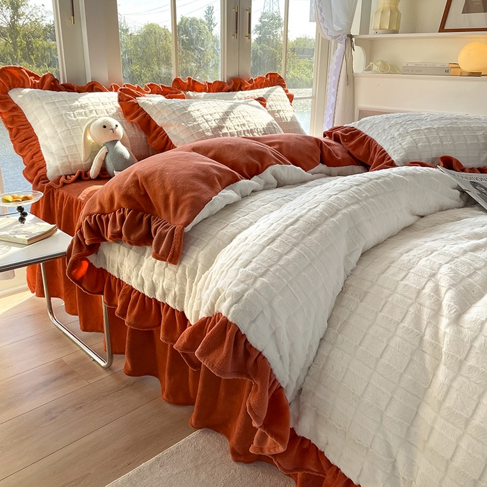 91家纺网 家纺一手货源 找家纺 睡美人 2025新款韩版方块兔绒牛奶绒床裙公主款四件套 方块兔绒-阳光橙