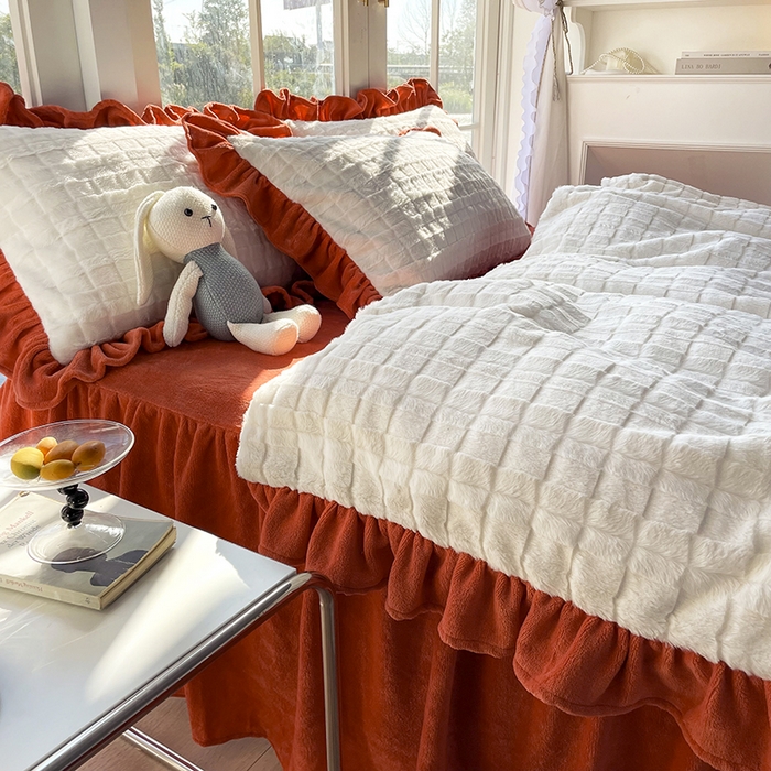 91家纺网 家纺一手货源 找家纺 睡美人 2025新款韩版方块兔绒牛奶绒床裙公主款四件套 方块兔绒-阳光橙