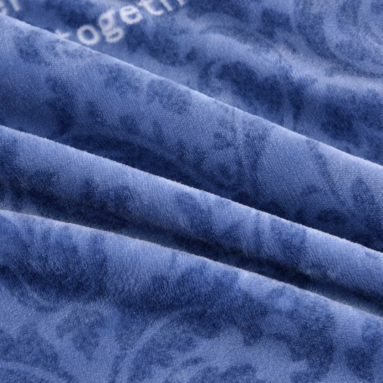 91家纺网 家纺一手货源 找家纺 启扬 2025直播爆款新款8.5斤加厚高克重牛奶绒四件套床裙款法莱绒宝宝绒金貂绒 相思叶语-蓝